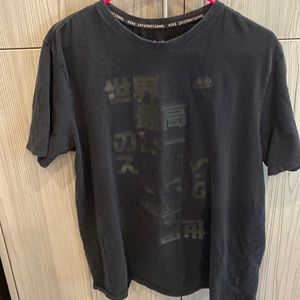 Nike International (Japanese) T-Shirt Size XL